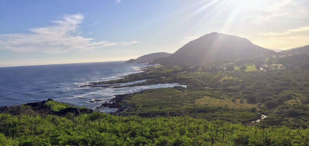 Great views of the ocean and the mountains from the Makapu'u Lighthouse trail