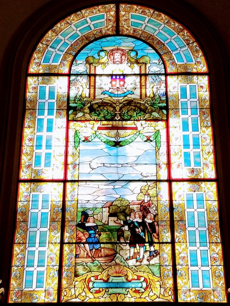 Stained glass window in the Quebec National Assembly building, depicting Champlain