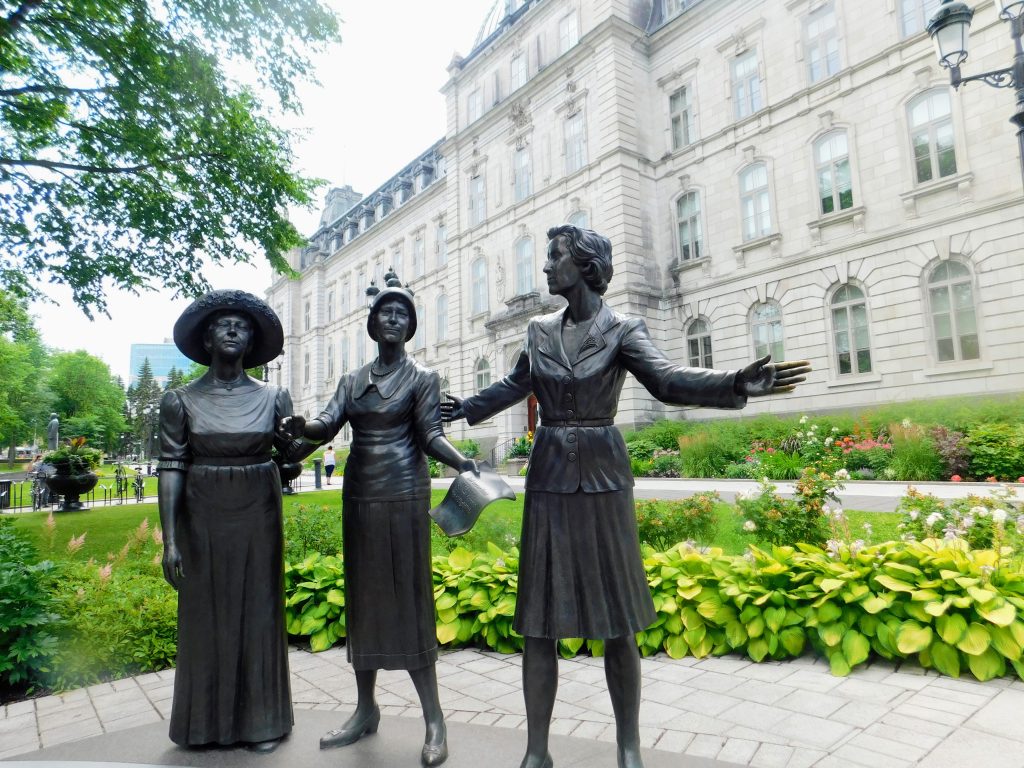 Three suffragettes in front of the Quebec Parliament Building, home of the National Assembly.
Interesting fact: it took till 1940 before women in Quebec were allowed to vote. 