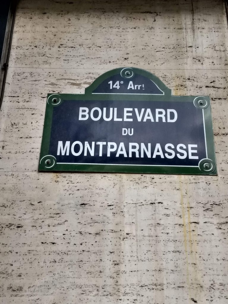 Street sign 14 Arr
Boulevard du Montparnasse
Location of La Closerie Des Lilas