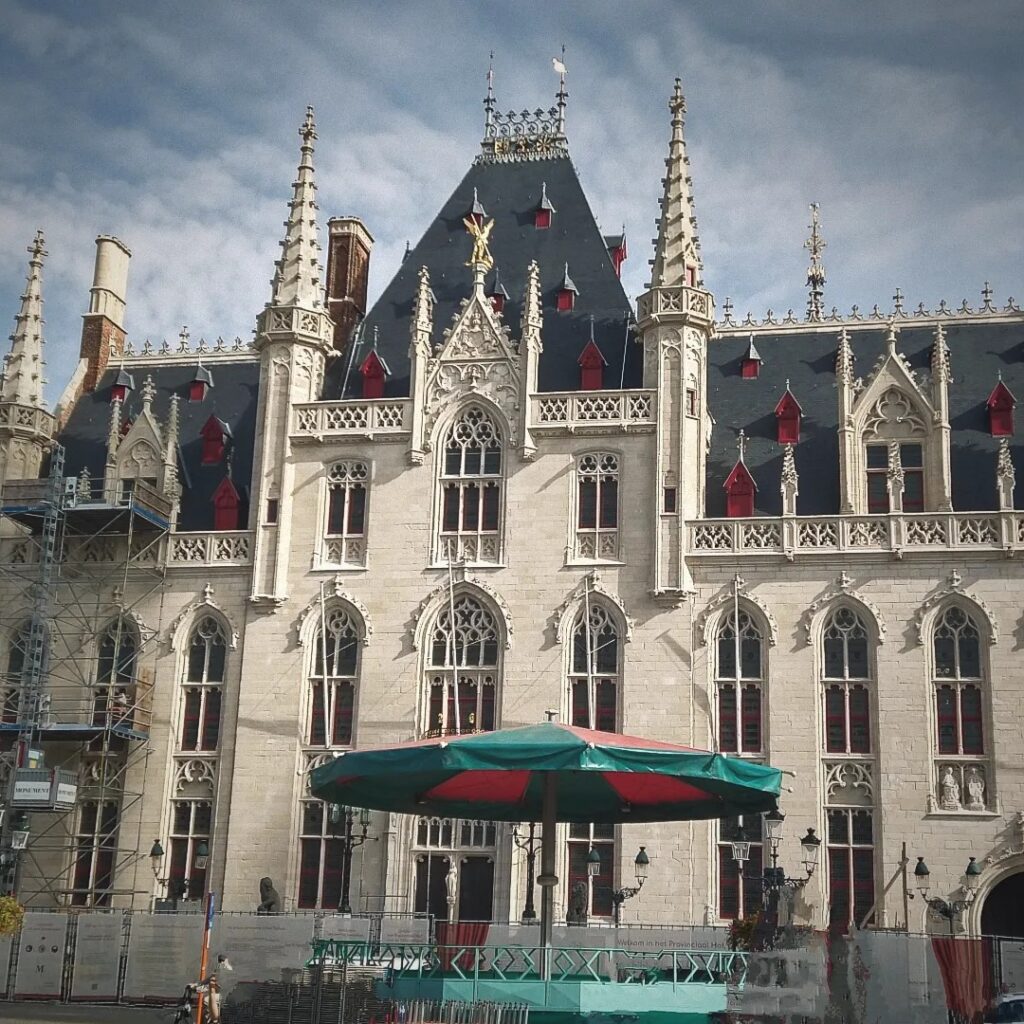 church in Brugge, Gothic Architecture